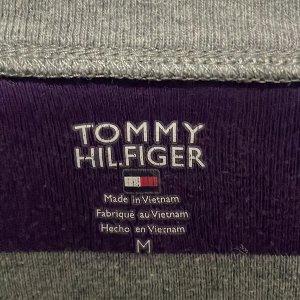 TOMMY HILFIGER T- Shirt for Women size M - Picture 3 of 8
